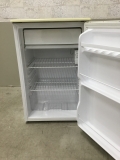 Kühlschrank KS25301